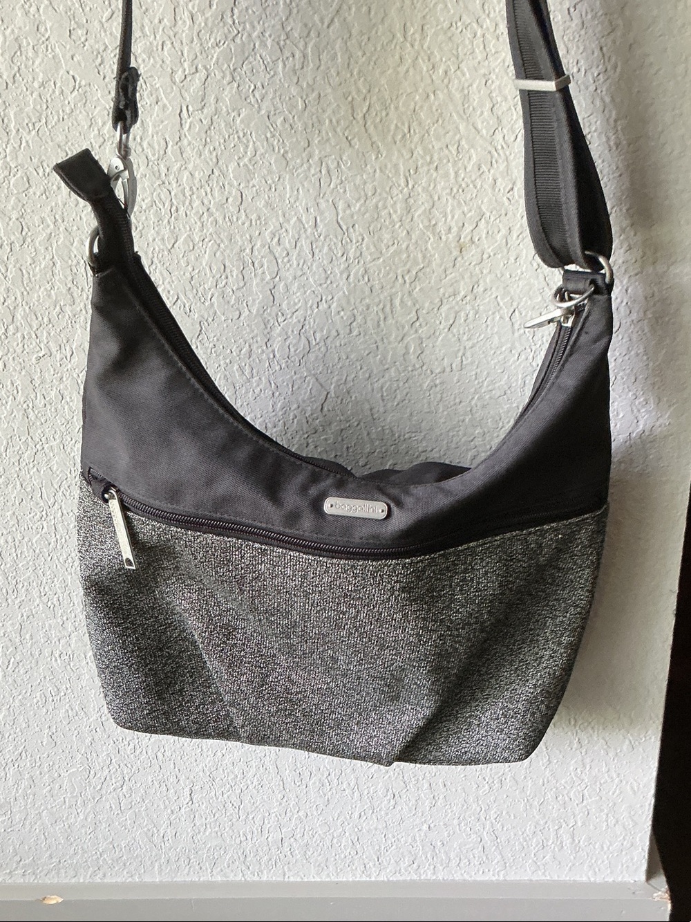 Baggallini Securtex Anti-Theft Large Hobo Tote Bag
